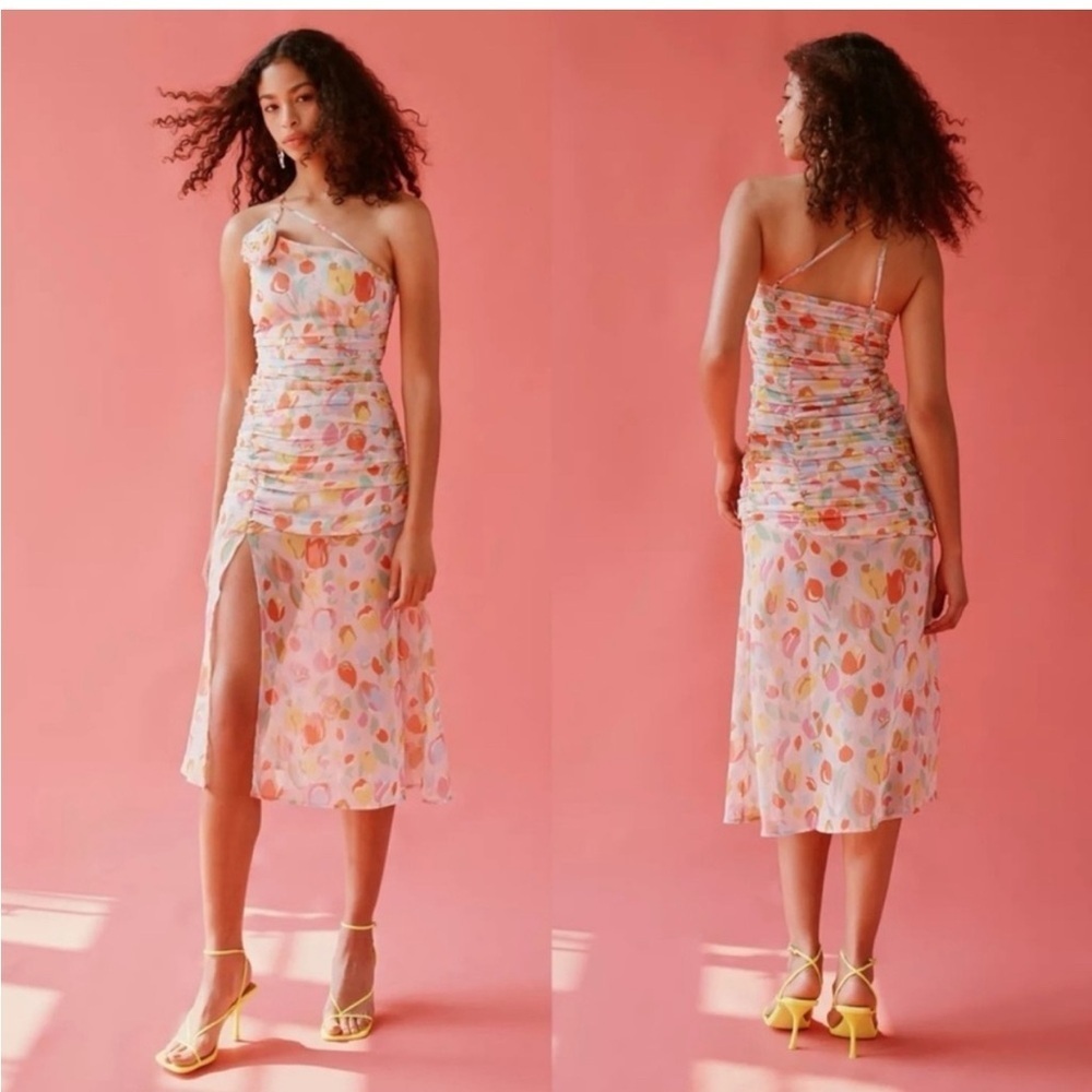 FOR LOVE AND LEMONS $250 Desmona
Midi Dress